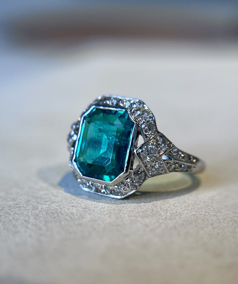 Art Deco Colombian Diamond Ring, 2.14 Carats - Image 5