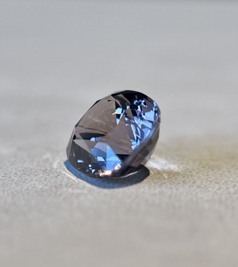 Lilac Spinel, 3.66 Carats (Loose) - Image 3