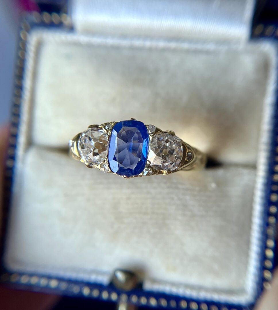 Rare Kashmir Sapphire Ring circa 1890 - Image 3