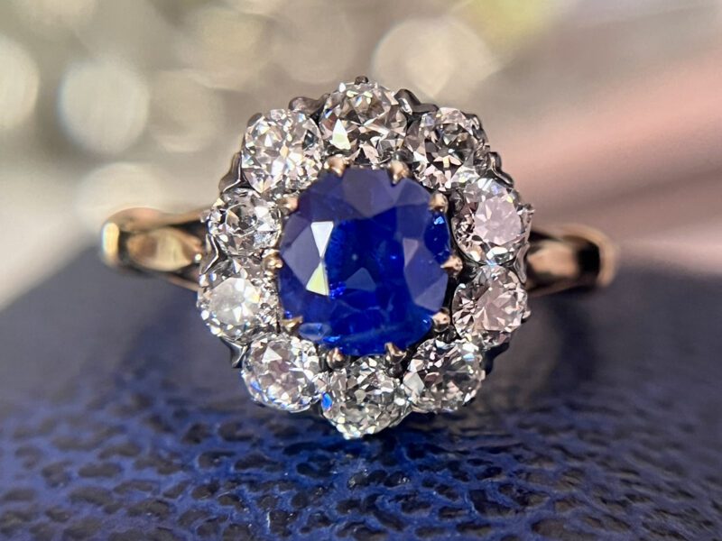 A Victorian Kashmir Sapphire Ring, 1.42 Carats